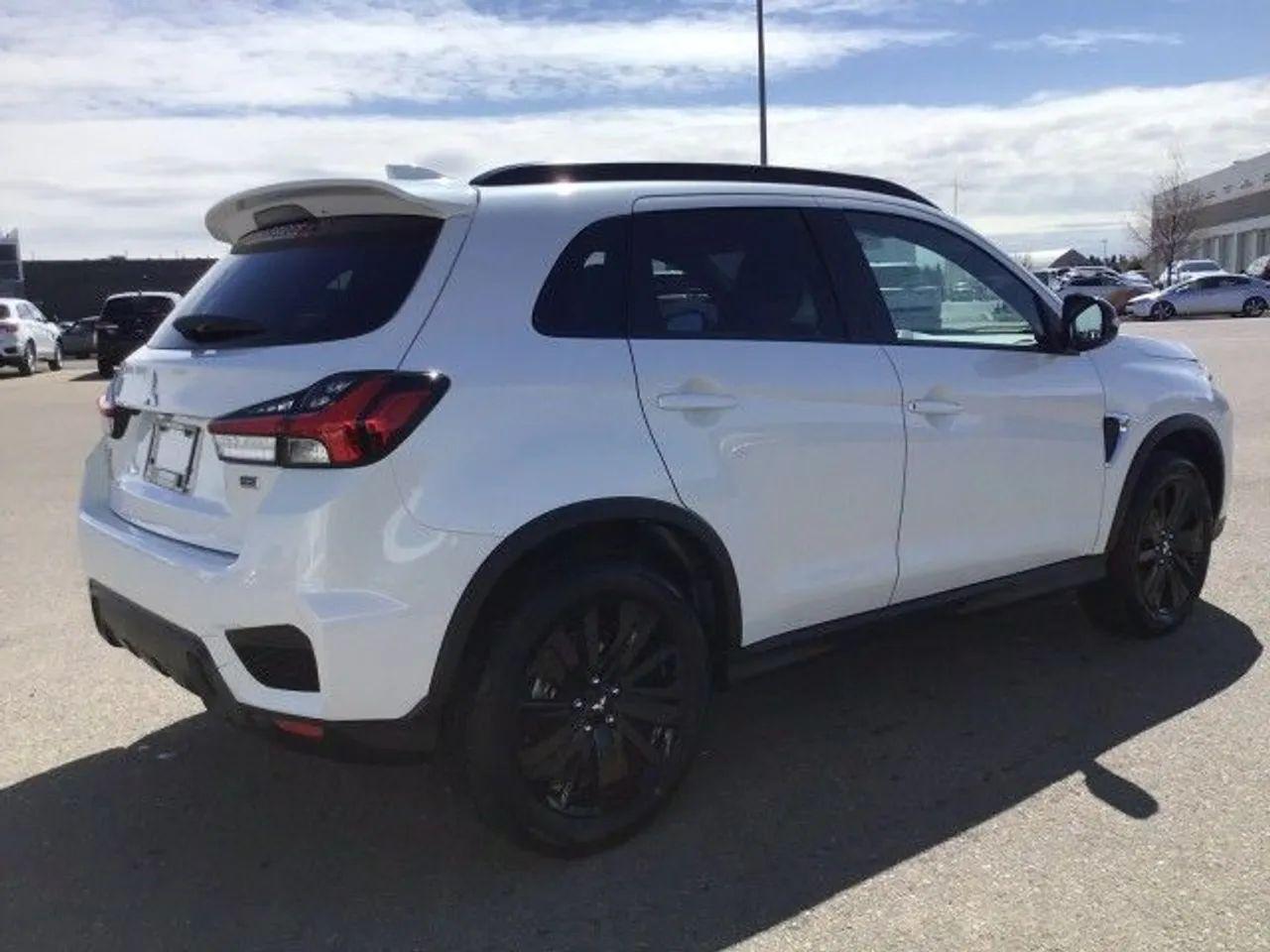 2021 Mitsubishi RVR GT-4