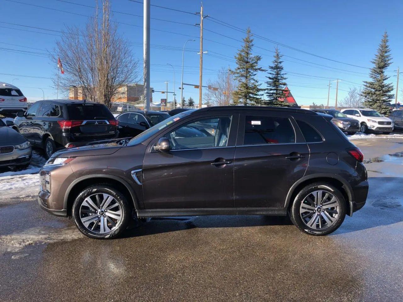 2021 Mitsubishi RVR GT-3
