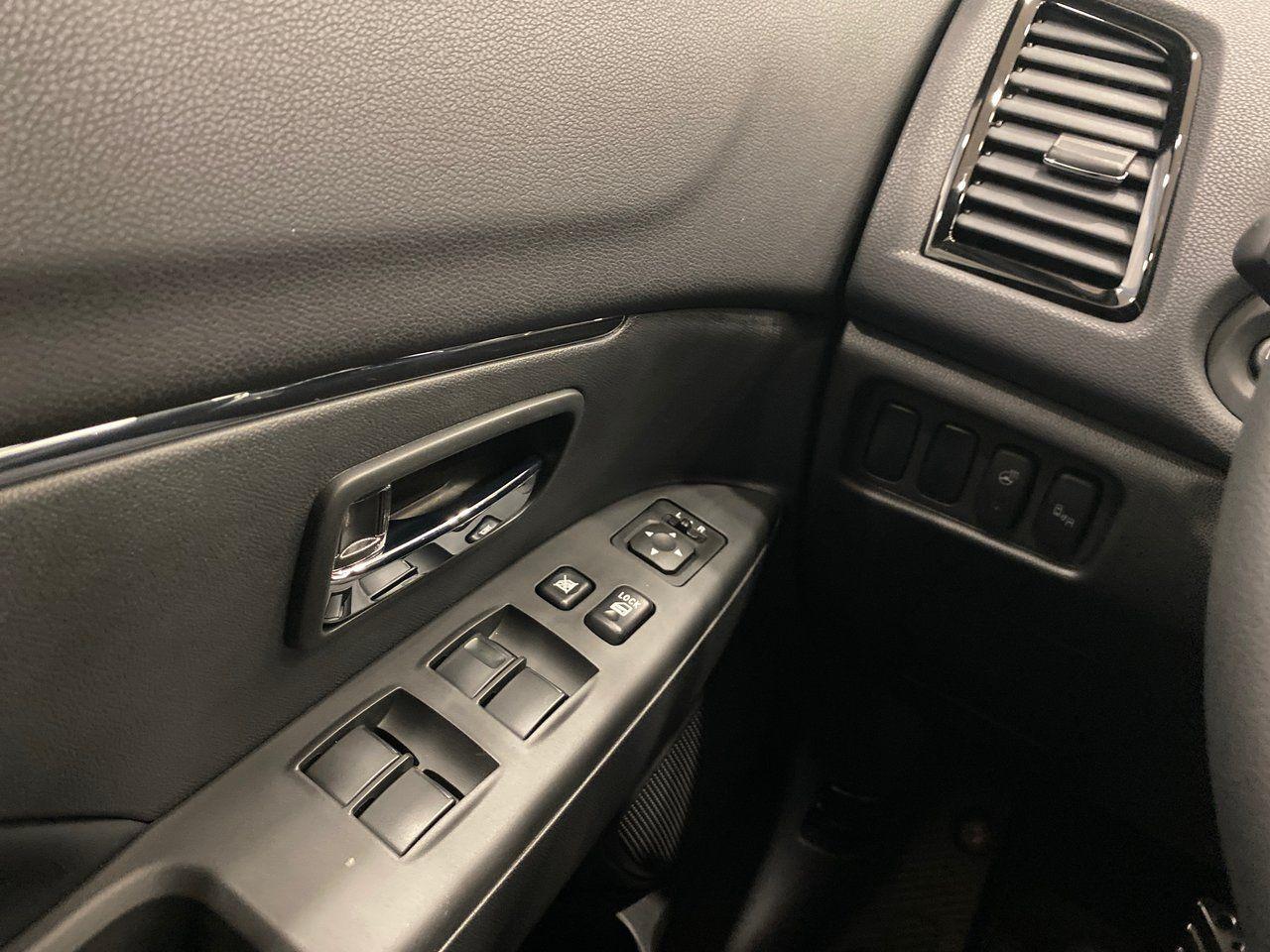 2021 Mitsubishi RVR GT-3