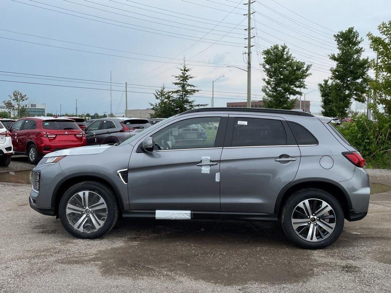 2021 Mitsubishi RVR GT-1