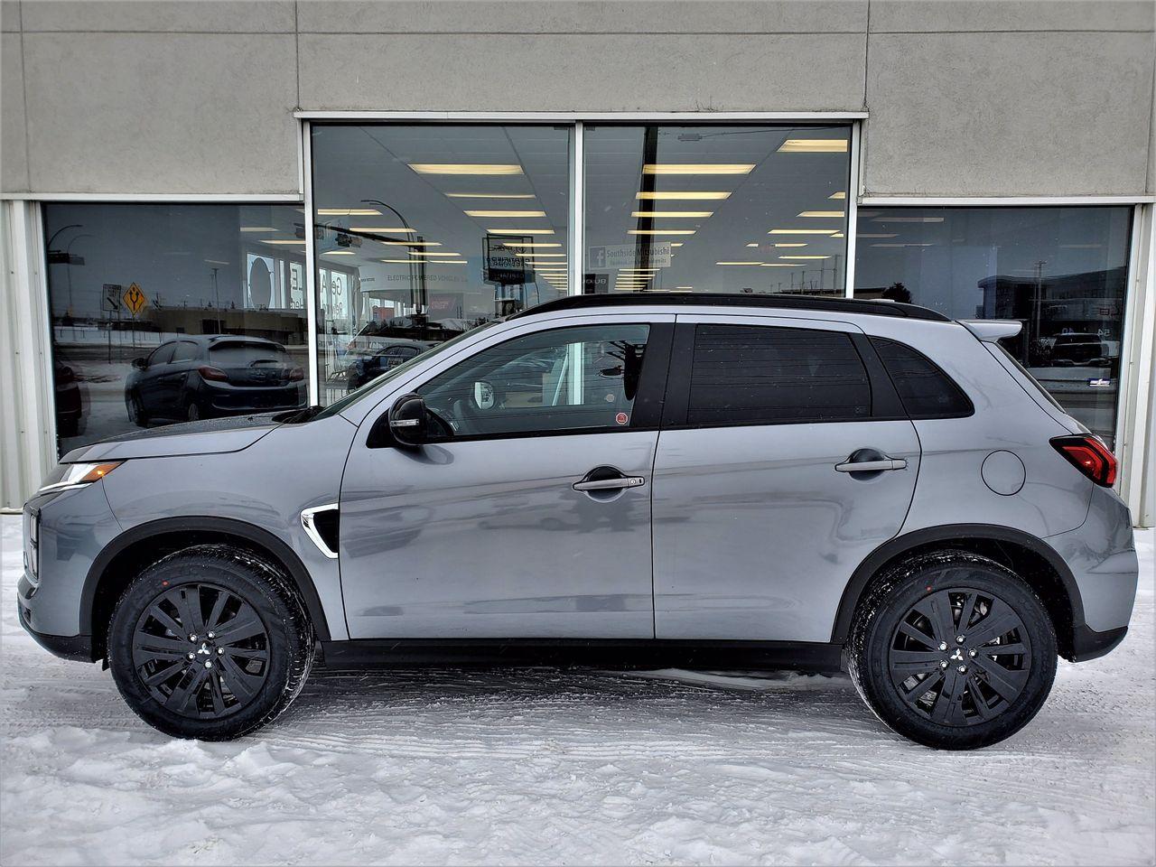 2021 Mitsubishi RVR GT-1
