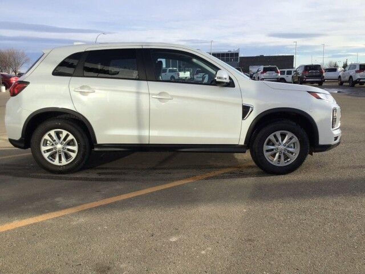 2021 Mitsubishi RVR GT-3