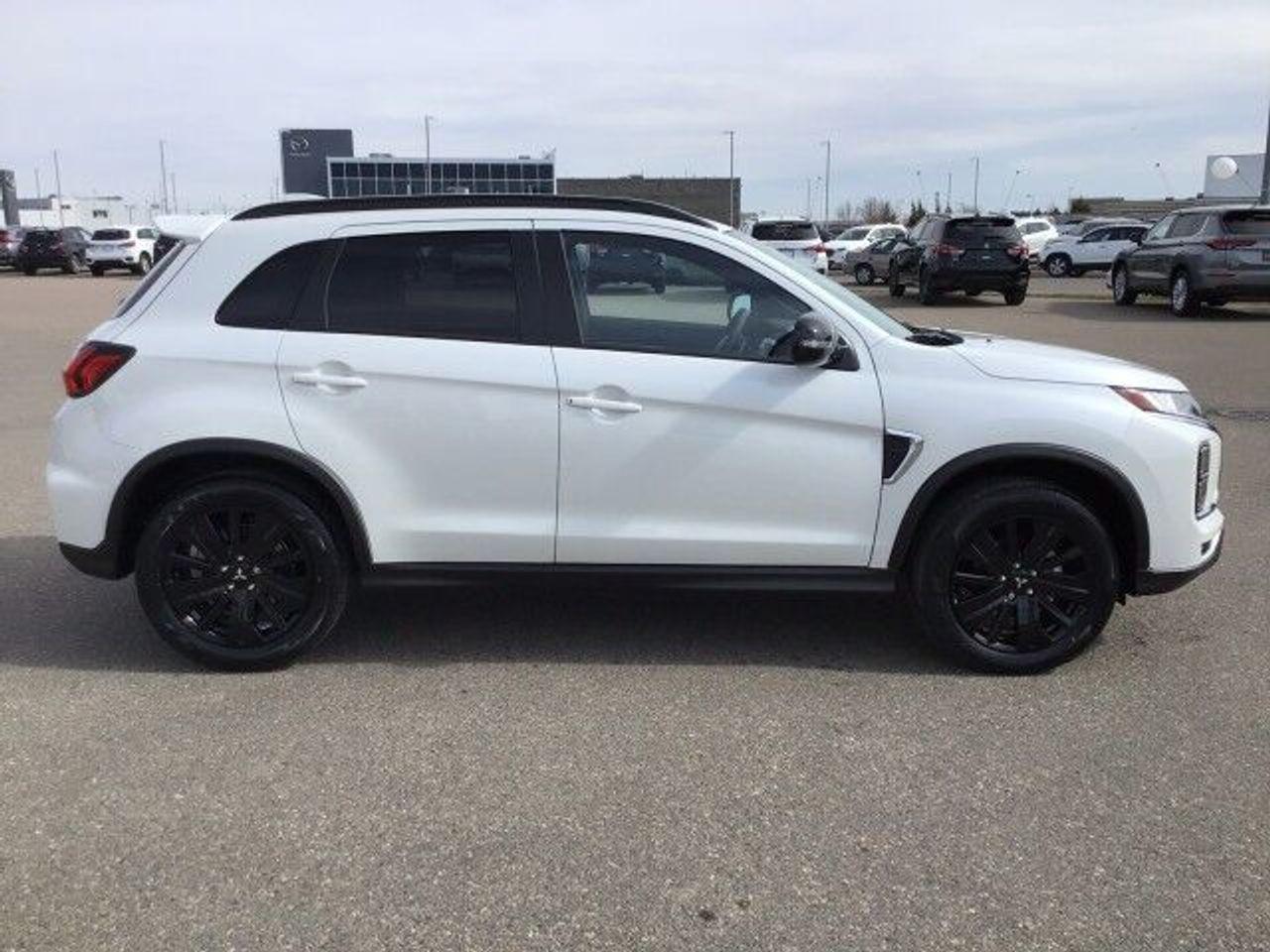 2021 Mitsubishi RVR GT-3
