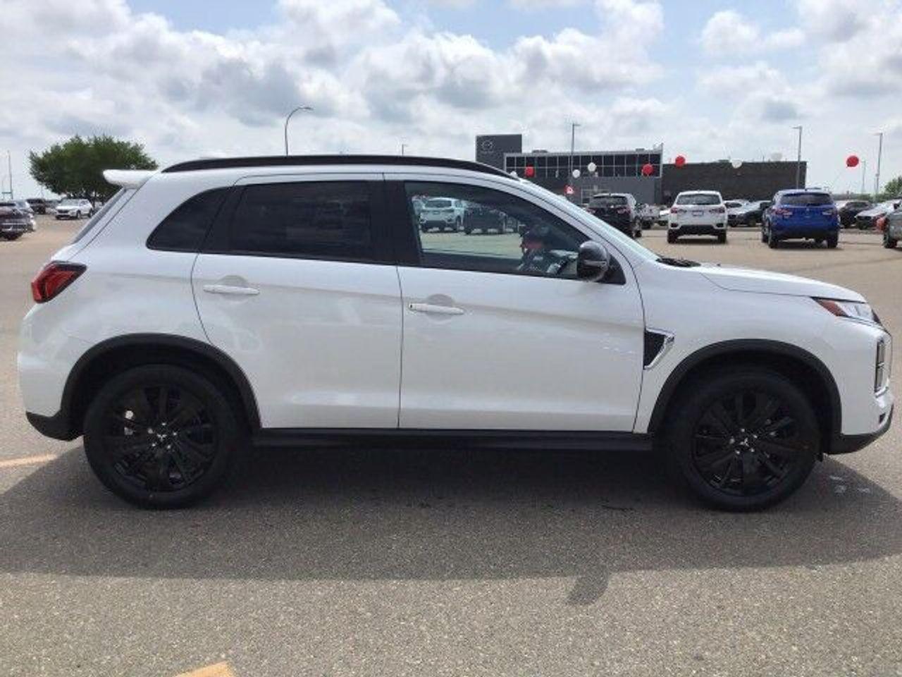 2021 Mitsubishi RVR GT-3