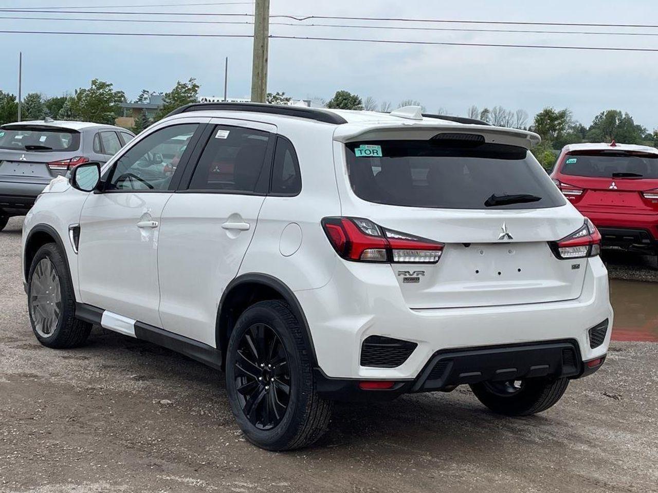2021 Mitsubishi RVR GT-2