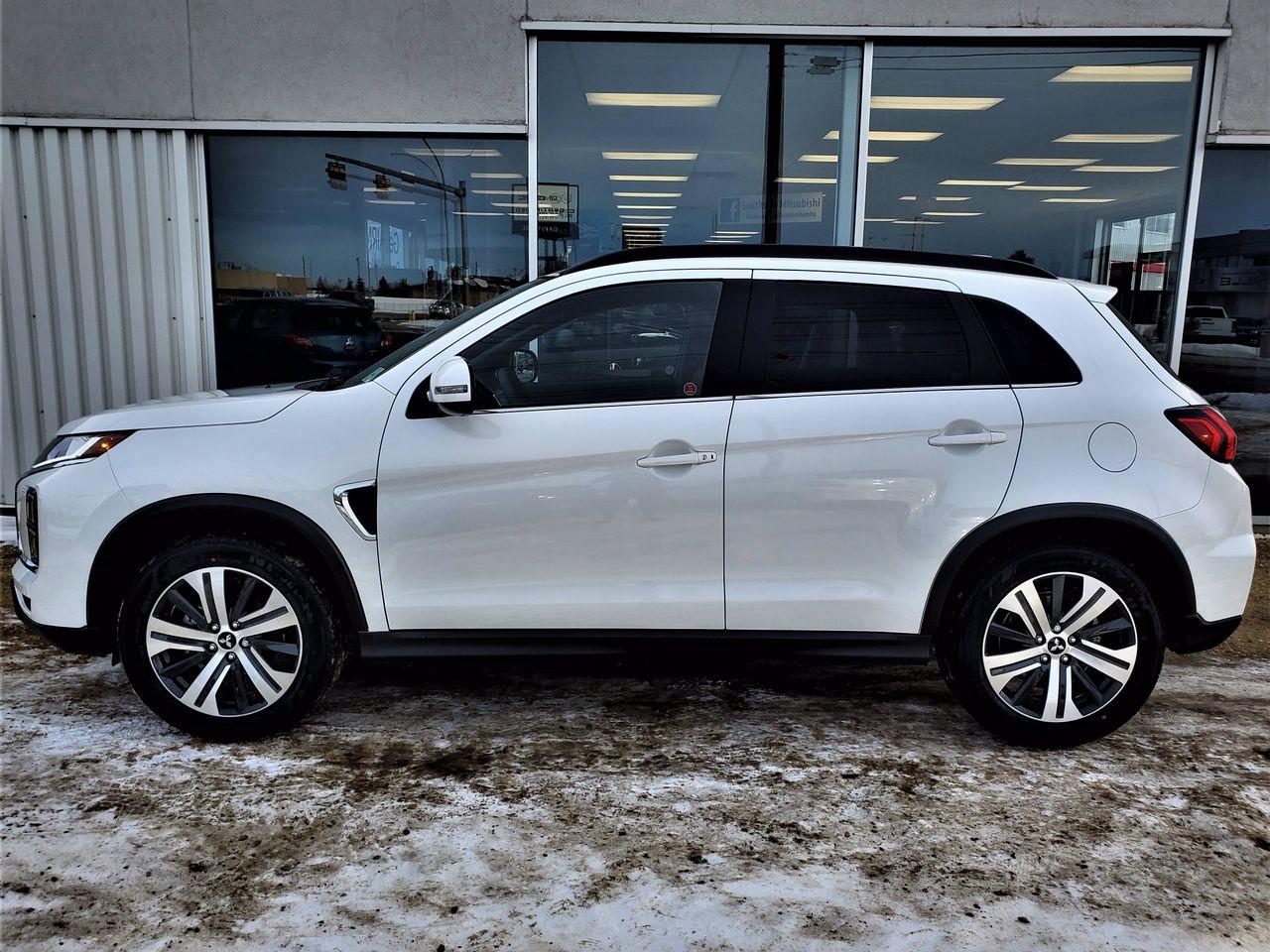 2021 Mitsubishi RVR GT-1