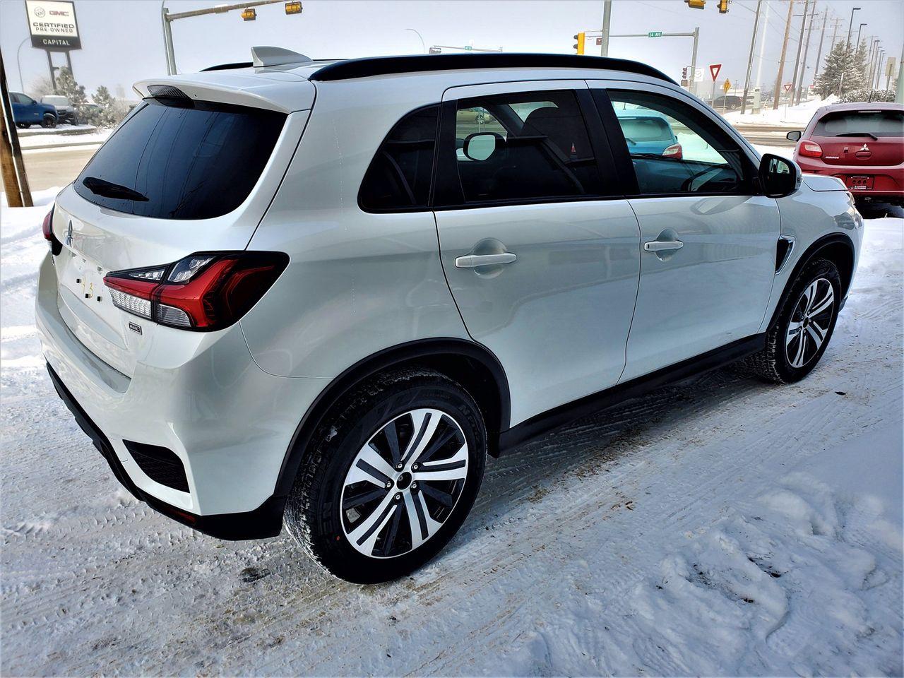 2021 Mitsubishi RVR GT-4