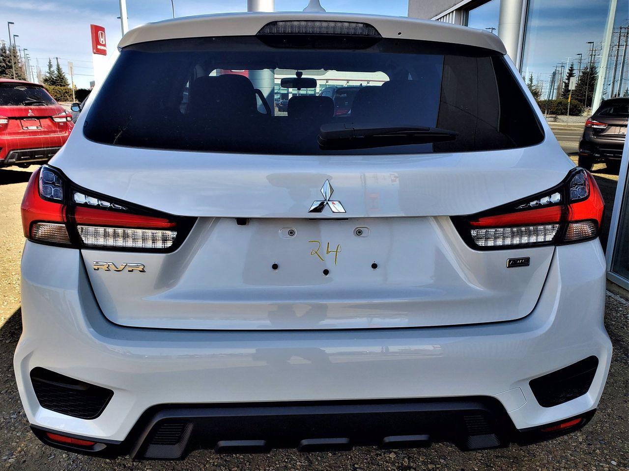 2021 Mitsubishi RVR GT-3
