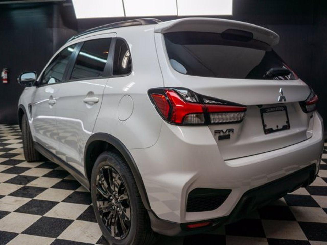 2021 Mitsubishi RVR GT-2