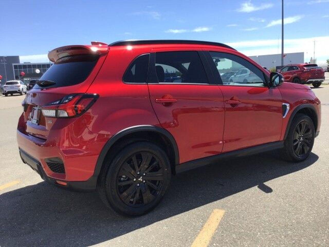 2021 Mitsubishi RVR LE-4