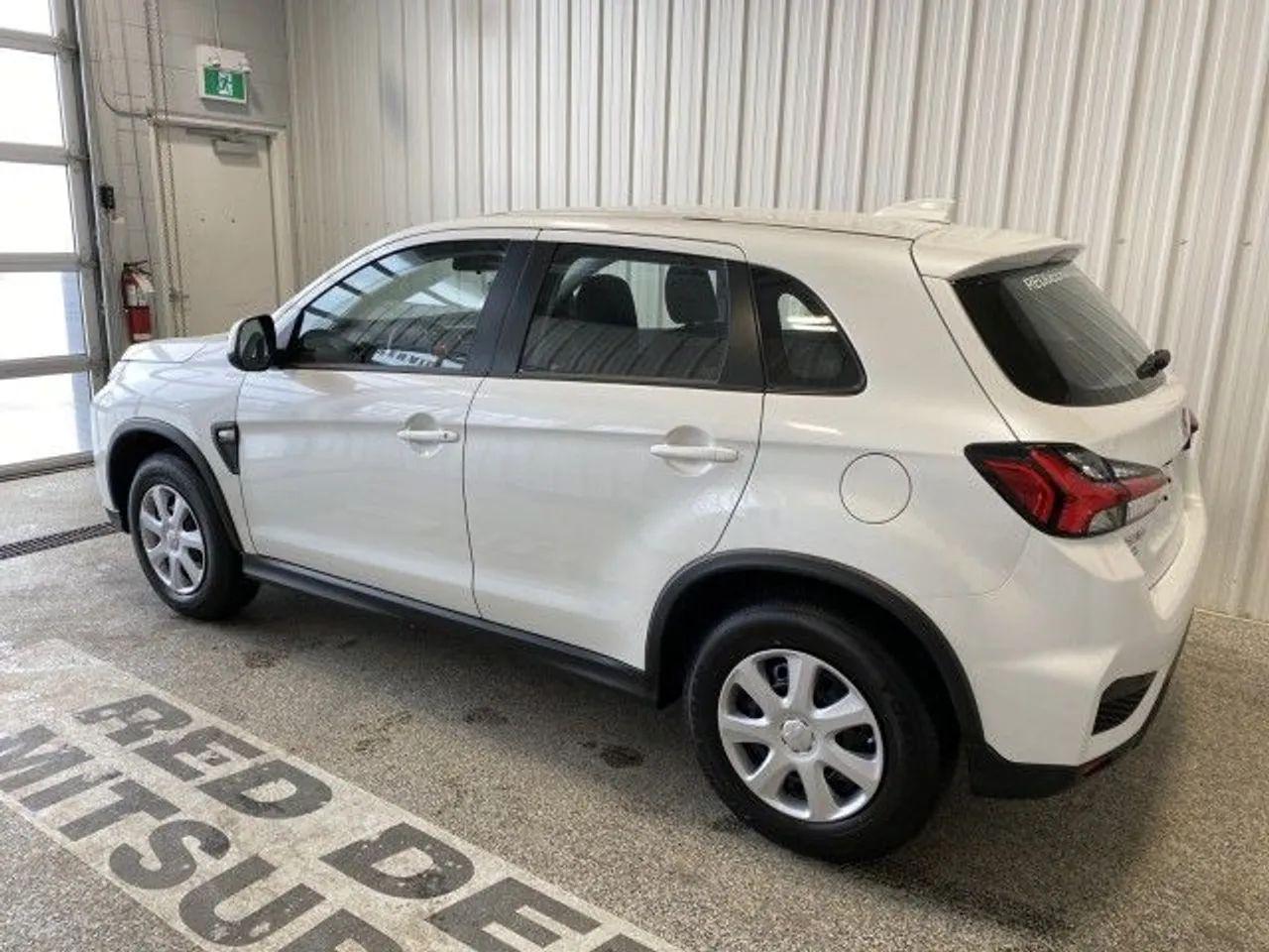 2021 Mitsubishi RVR SE-2