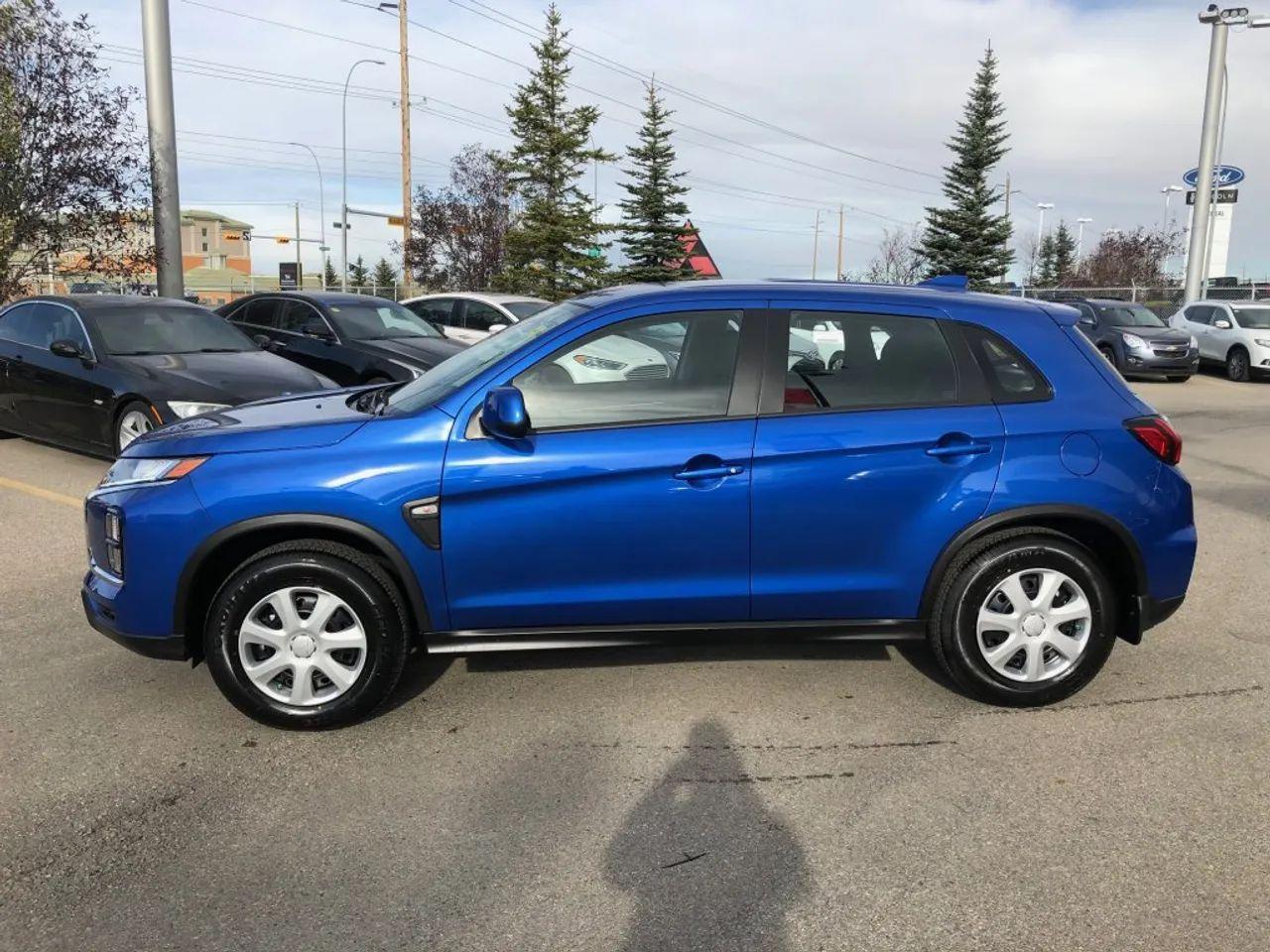 2021 Mitsubishi RVR SE-3