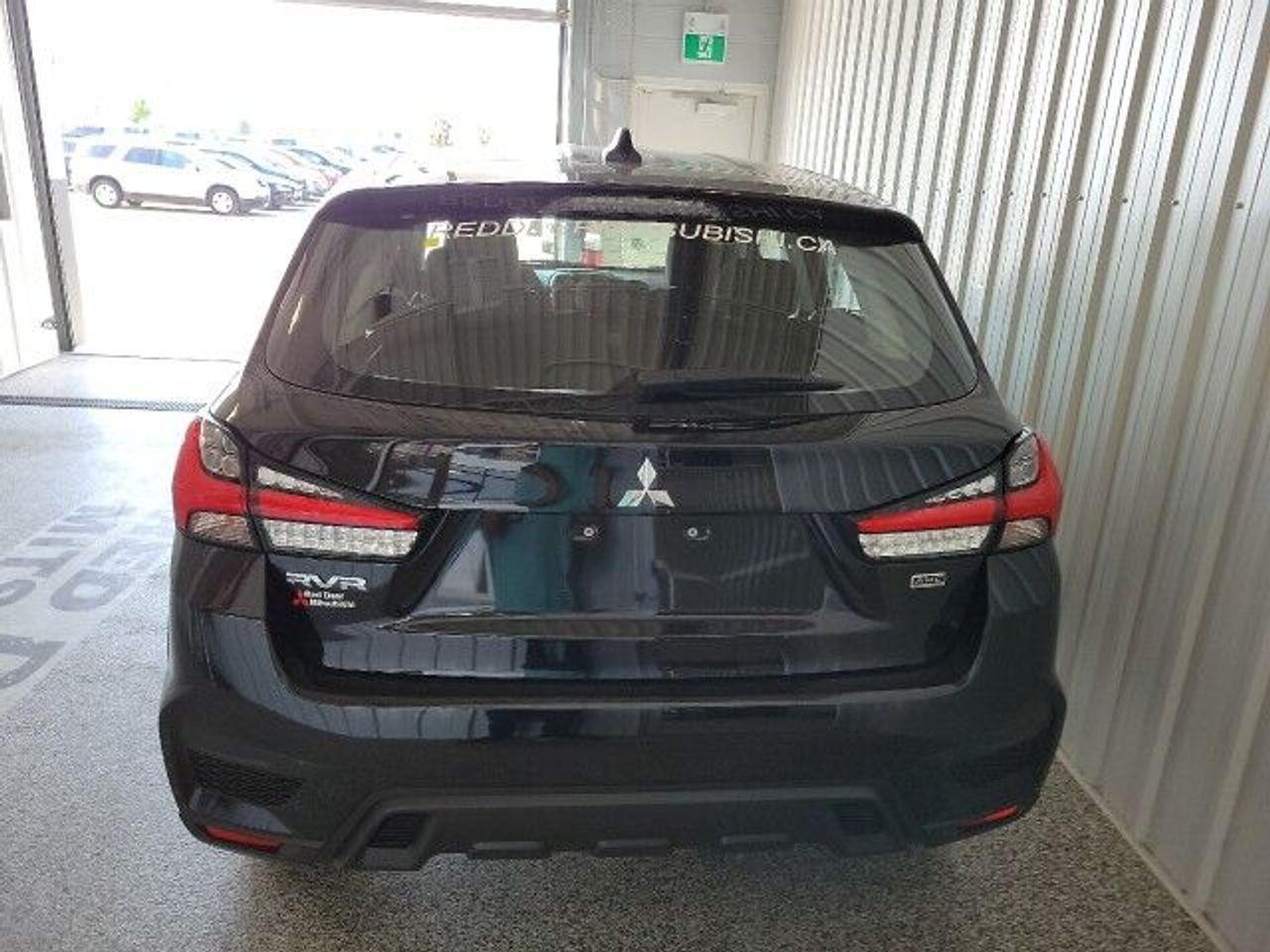 2021 Mitsubishi RVR SE-3
