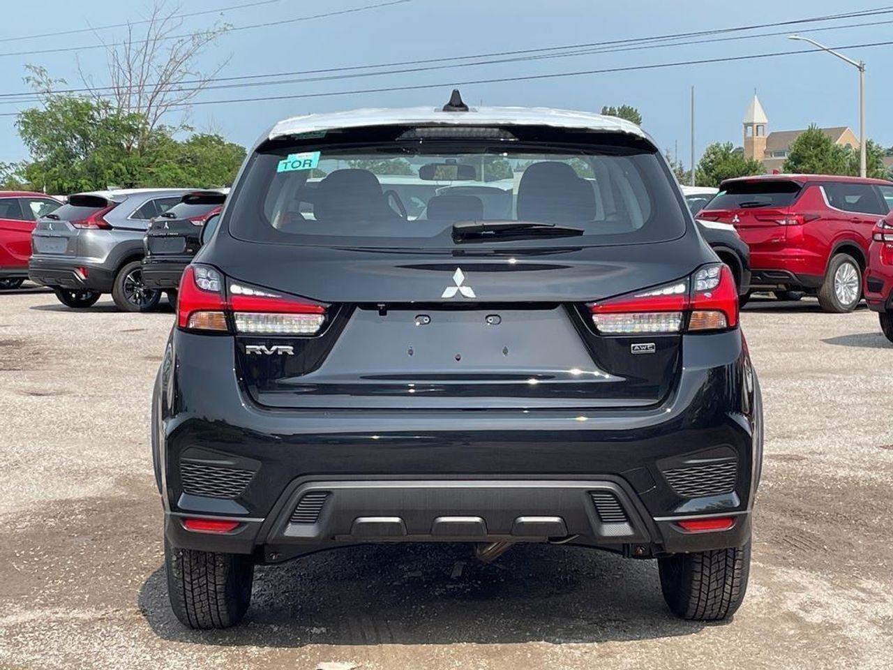 2021 Mitsubishi RVR SE-3