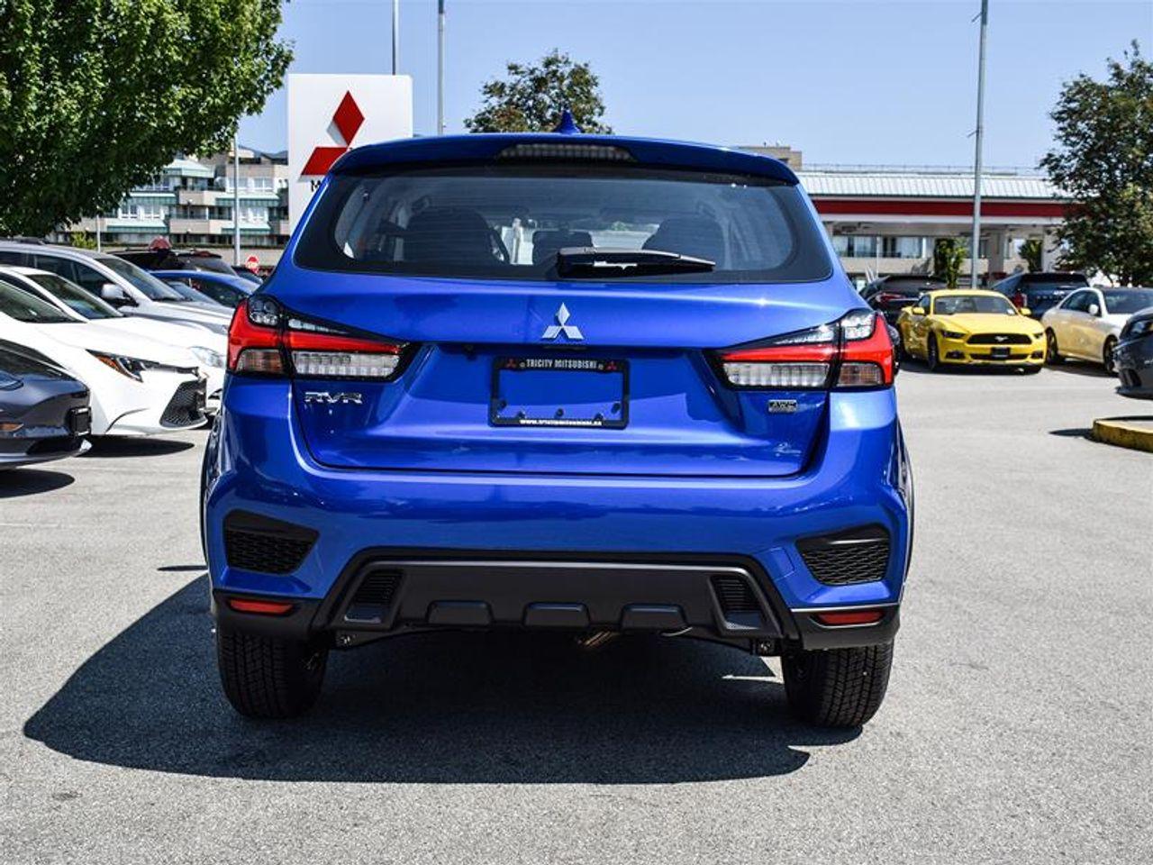 2021 Mitsubishi RVR SE-4