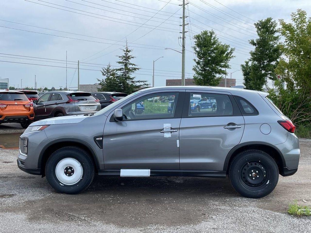 2021 Mitsubishi RVR SE-1