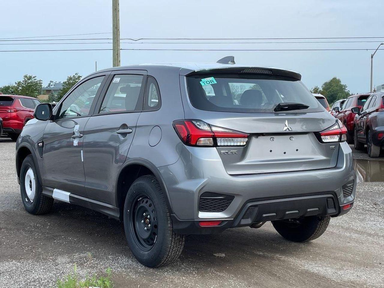 2021 Mitsubishi RVR SE-2