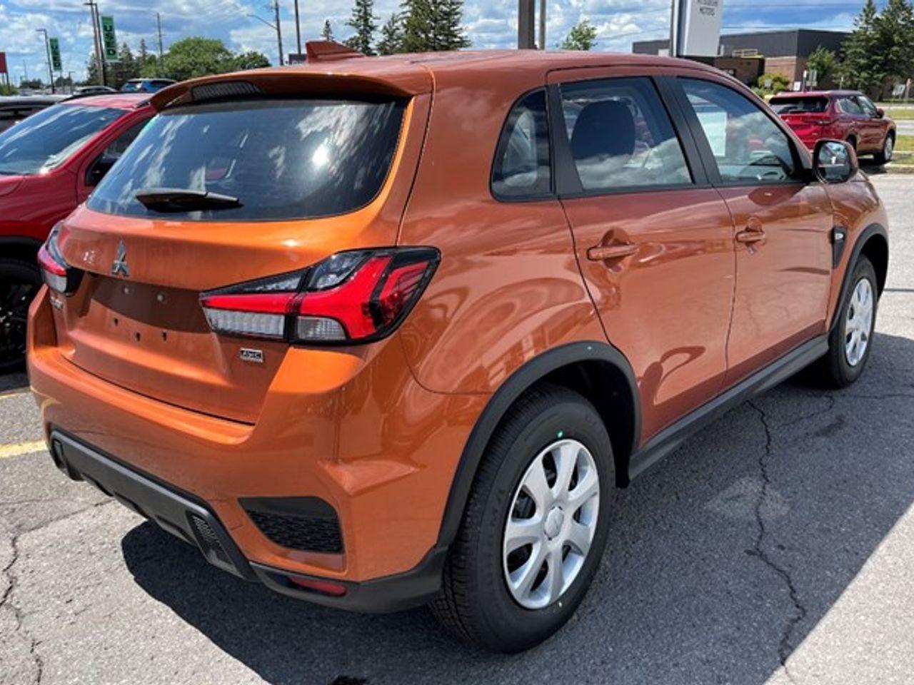 2021 Mitsubishi RVR SE-3