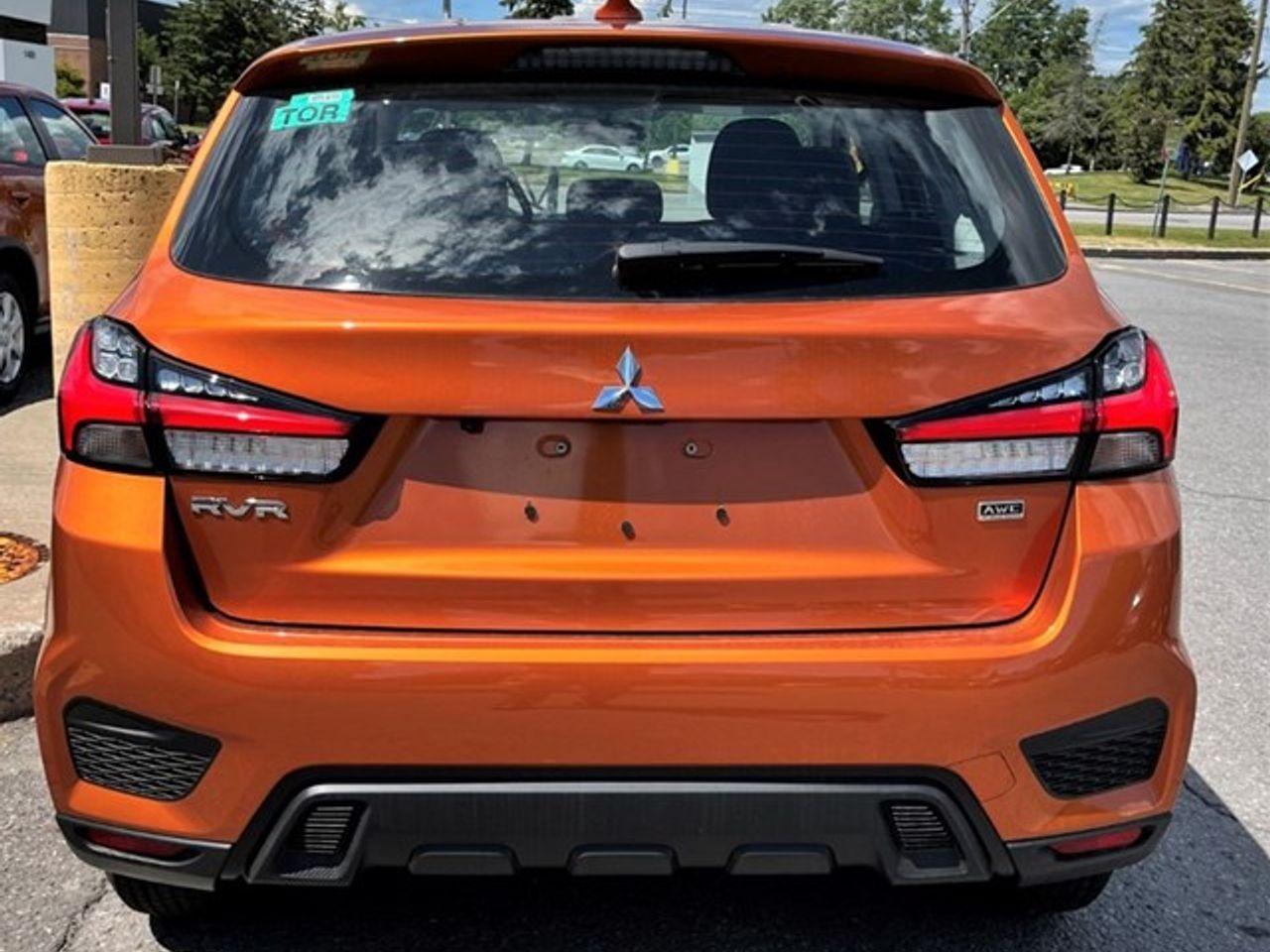 2021 Mitsubishi RVR SE-4