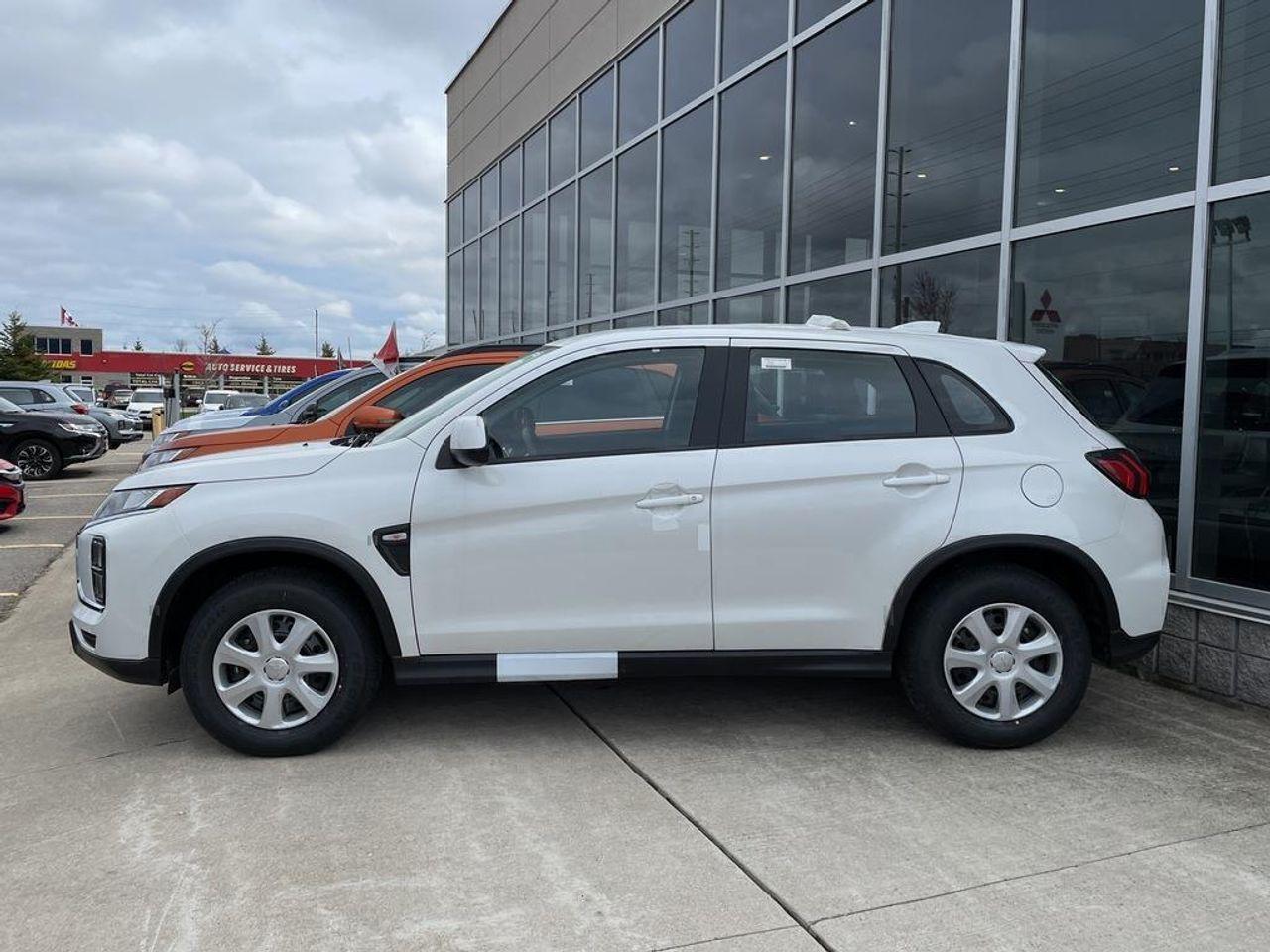 2021 Mitsubishi RVR SE-3