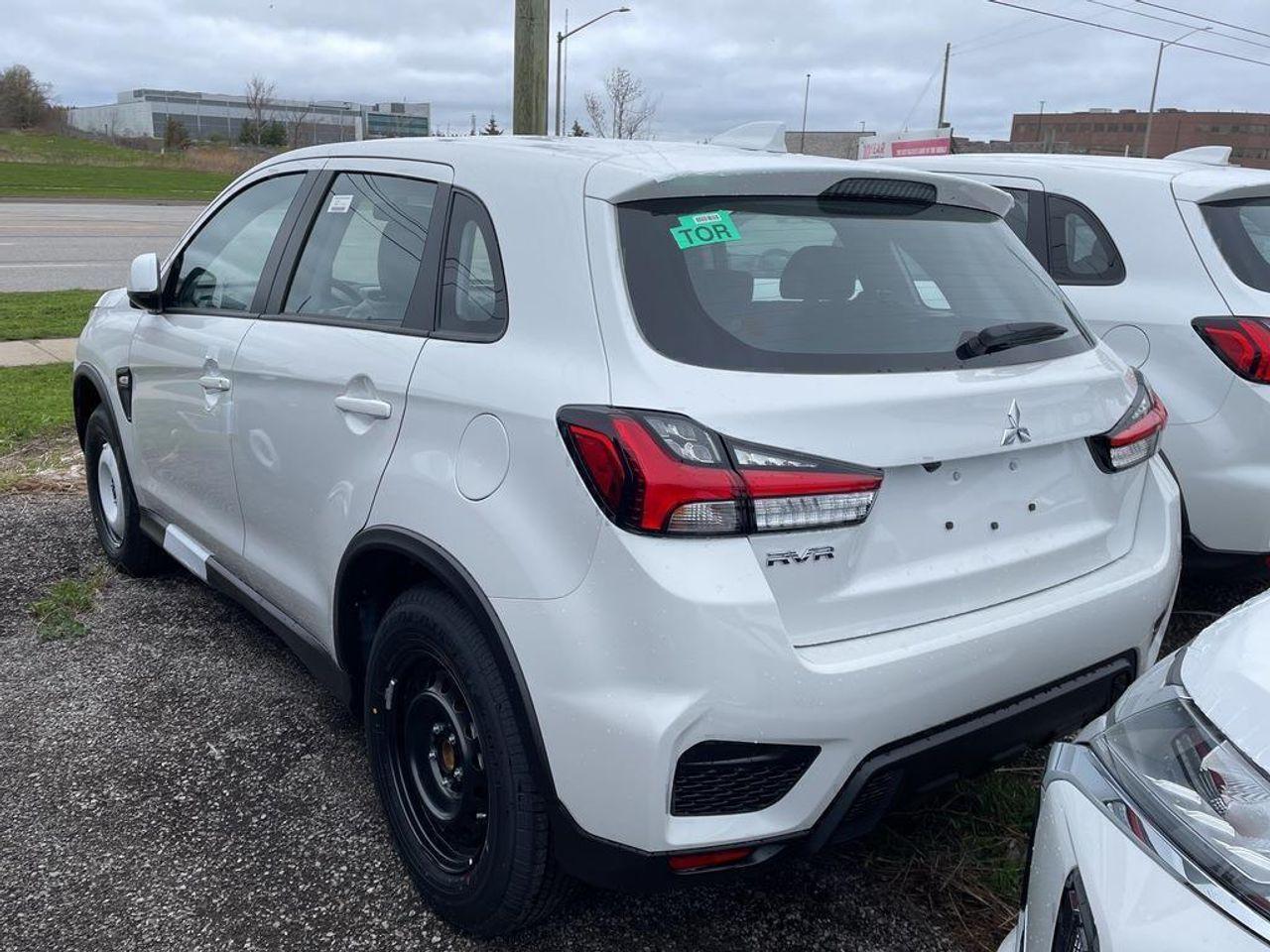 2021 Mitsubishi RVR SE-3