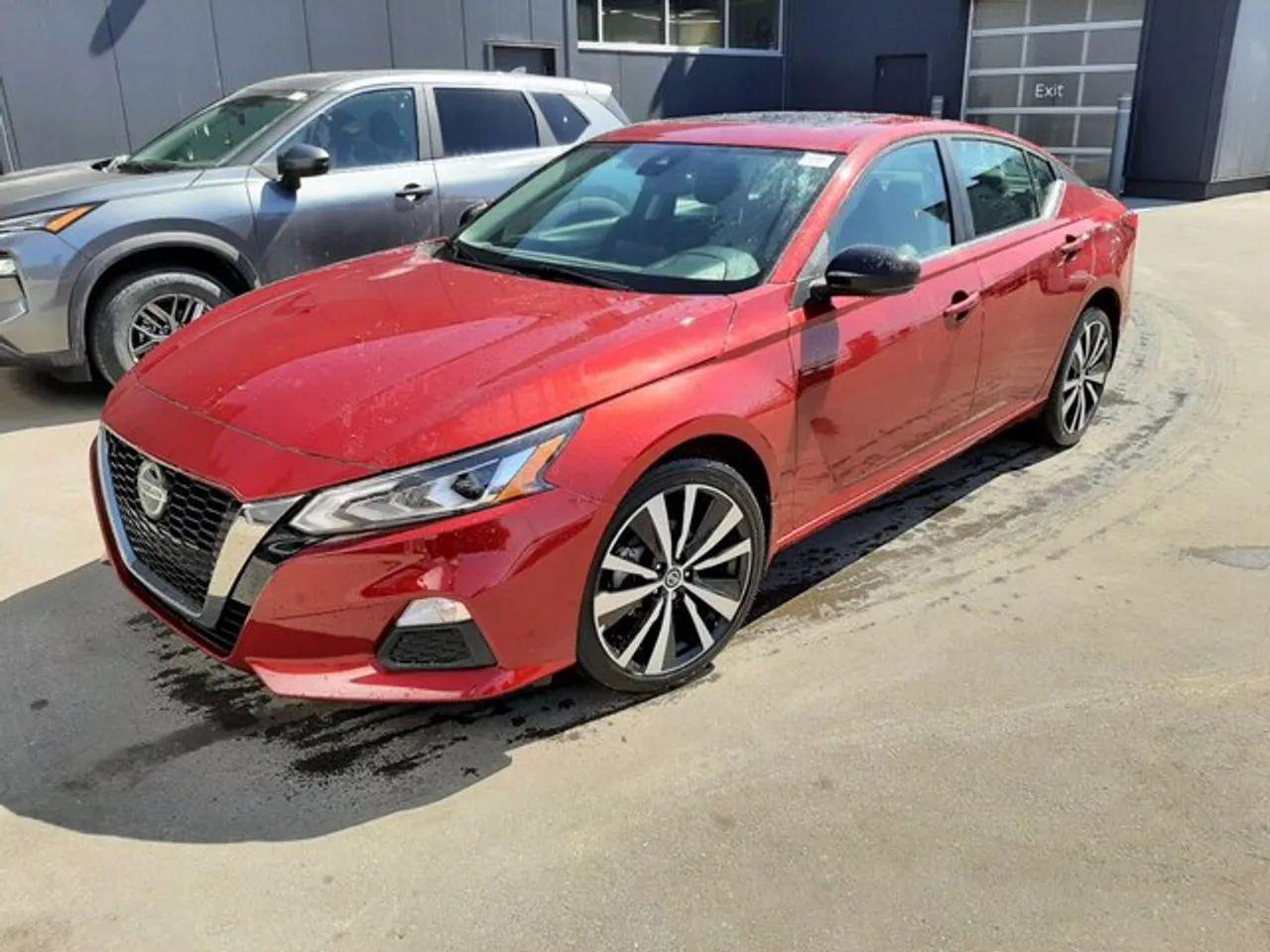 2021 Nissan Altima 2.5-1
