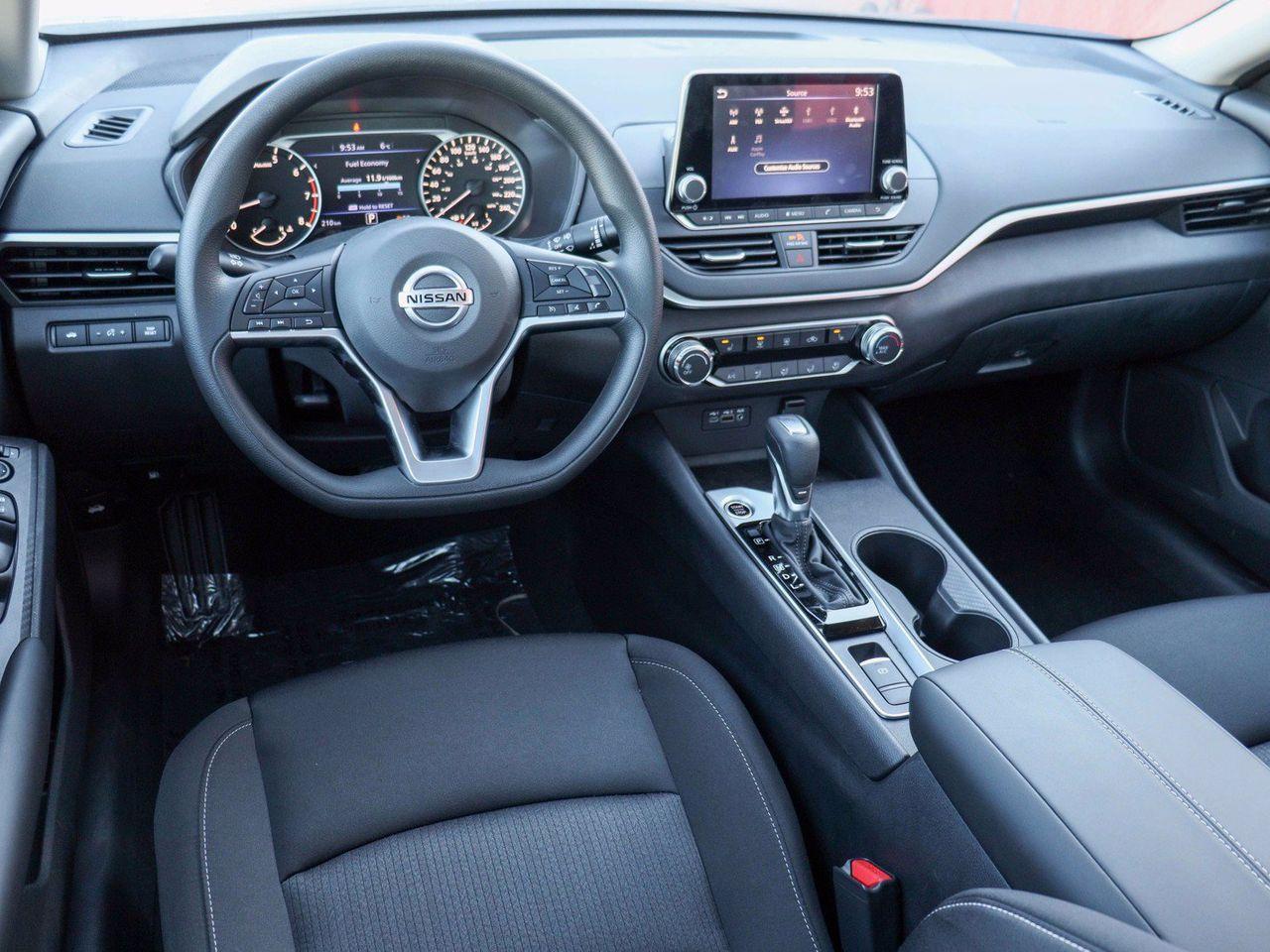 2021 Nissan Altima 2.5-1
