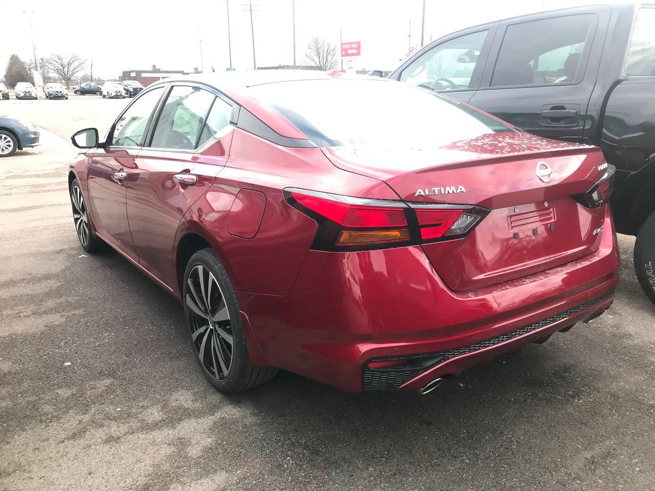 2021 Nissan Altima Platinum-1
