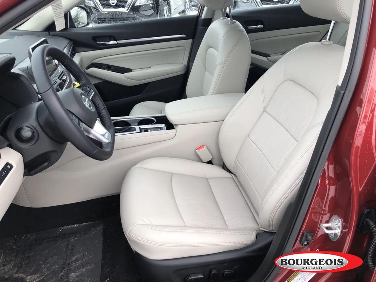 2021 Nissan Altima Platinum-3