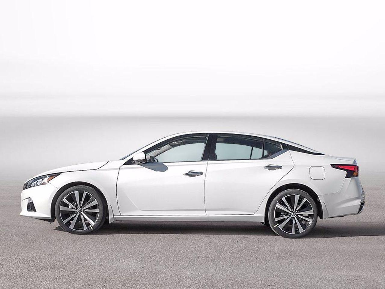 2021 Nissan Altima Platinum-2