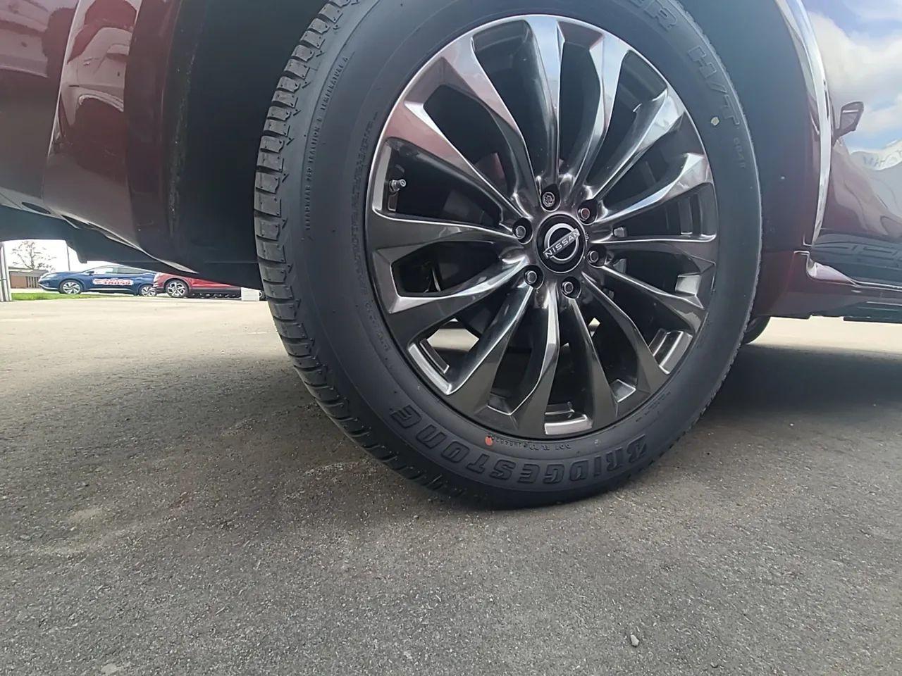 2021 Nissan Armada Platinum-2