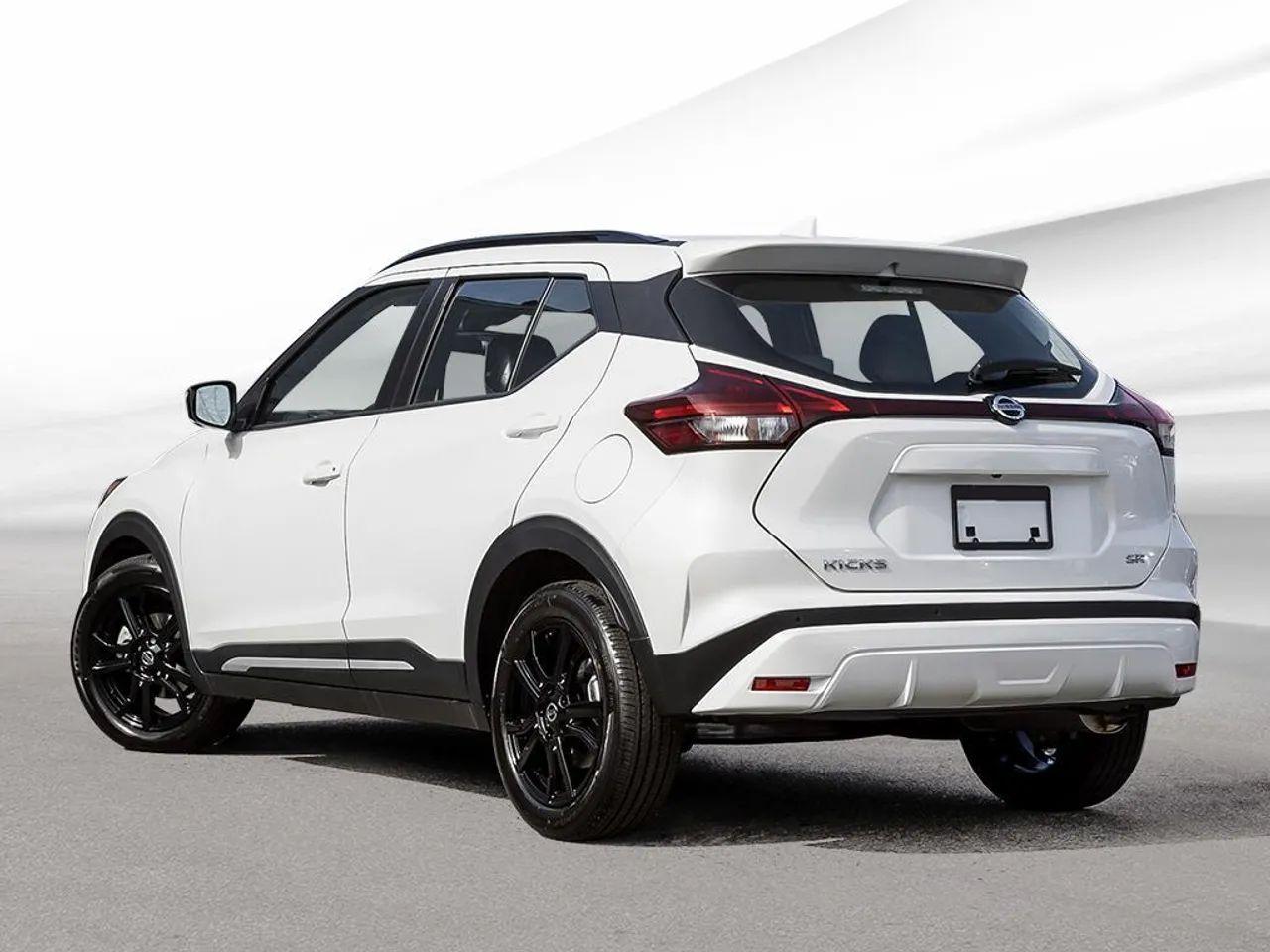 2021 Nissan Kicks SR-3