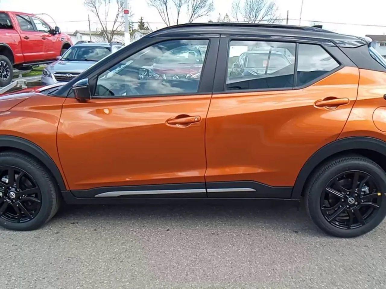 2021 Nissan Kicks SR-4