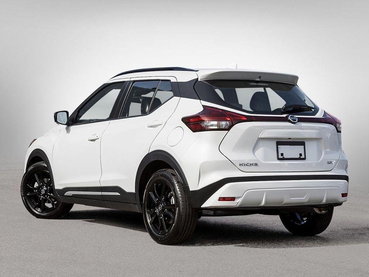 2021 Nissan Kicks SR-4