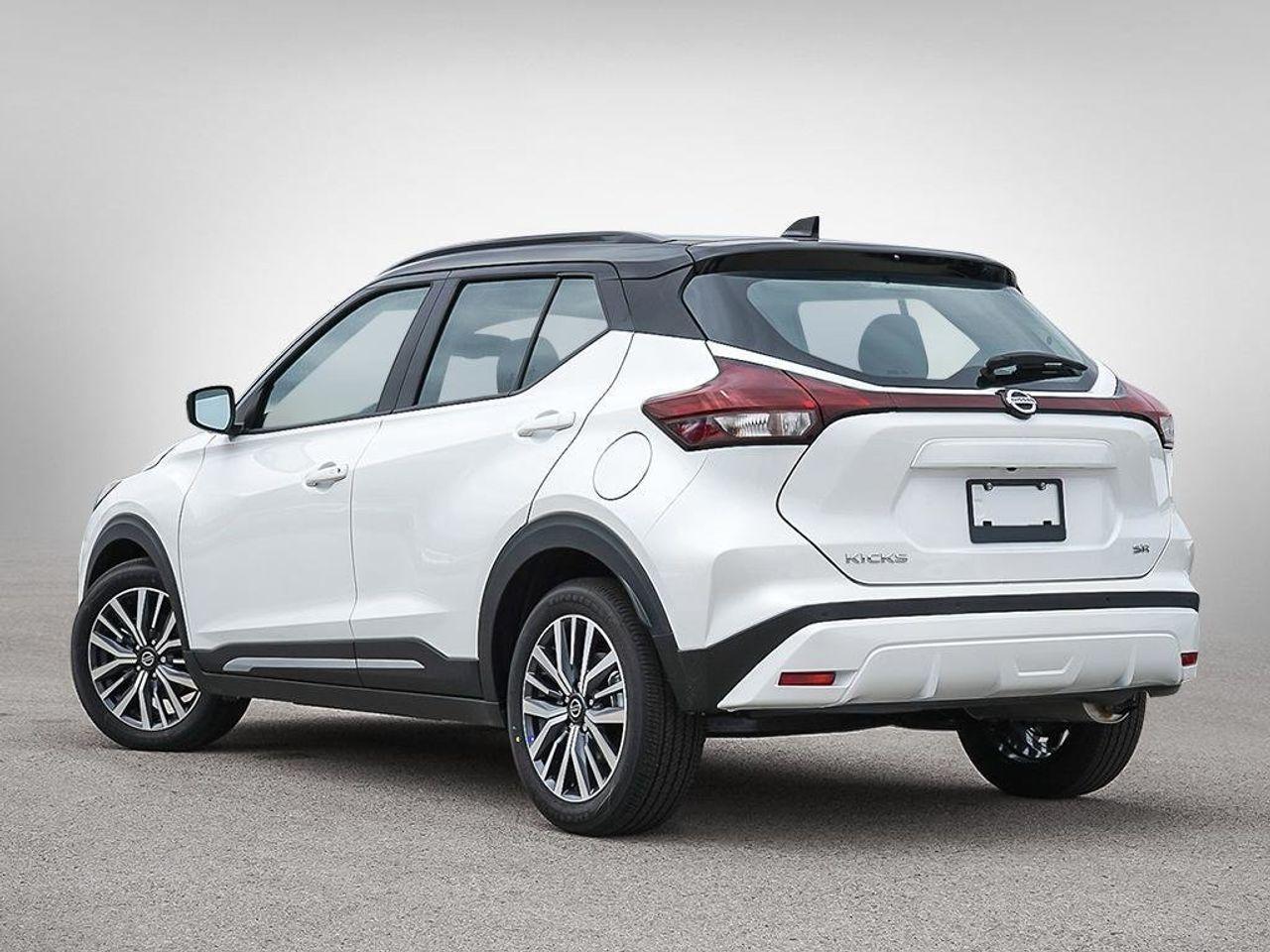2021 Nissan Kicks SR-4
