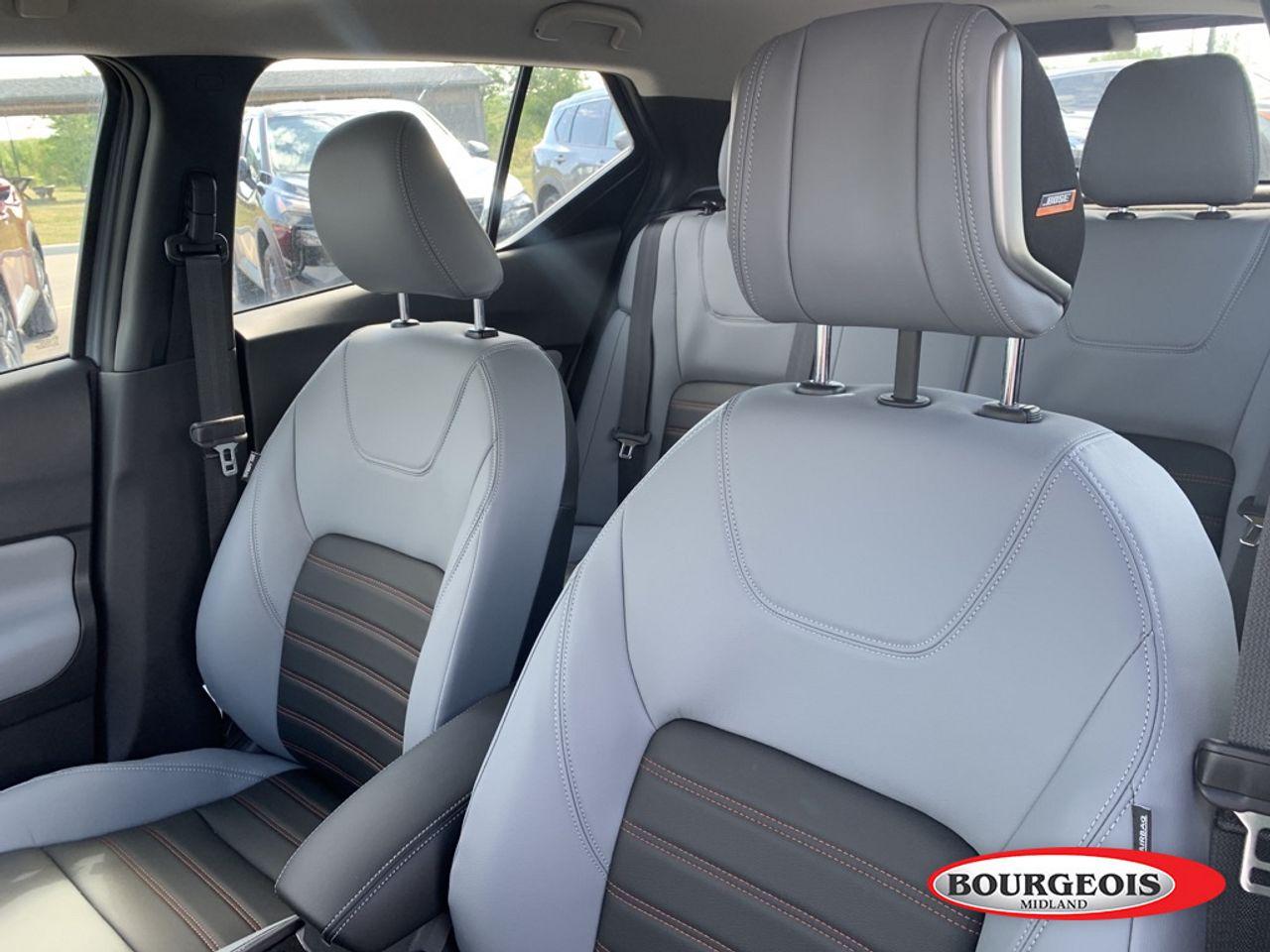 2021 Nissan Kicks SR-4