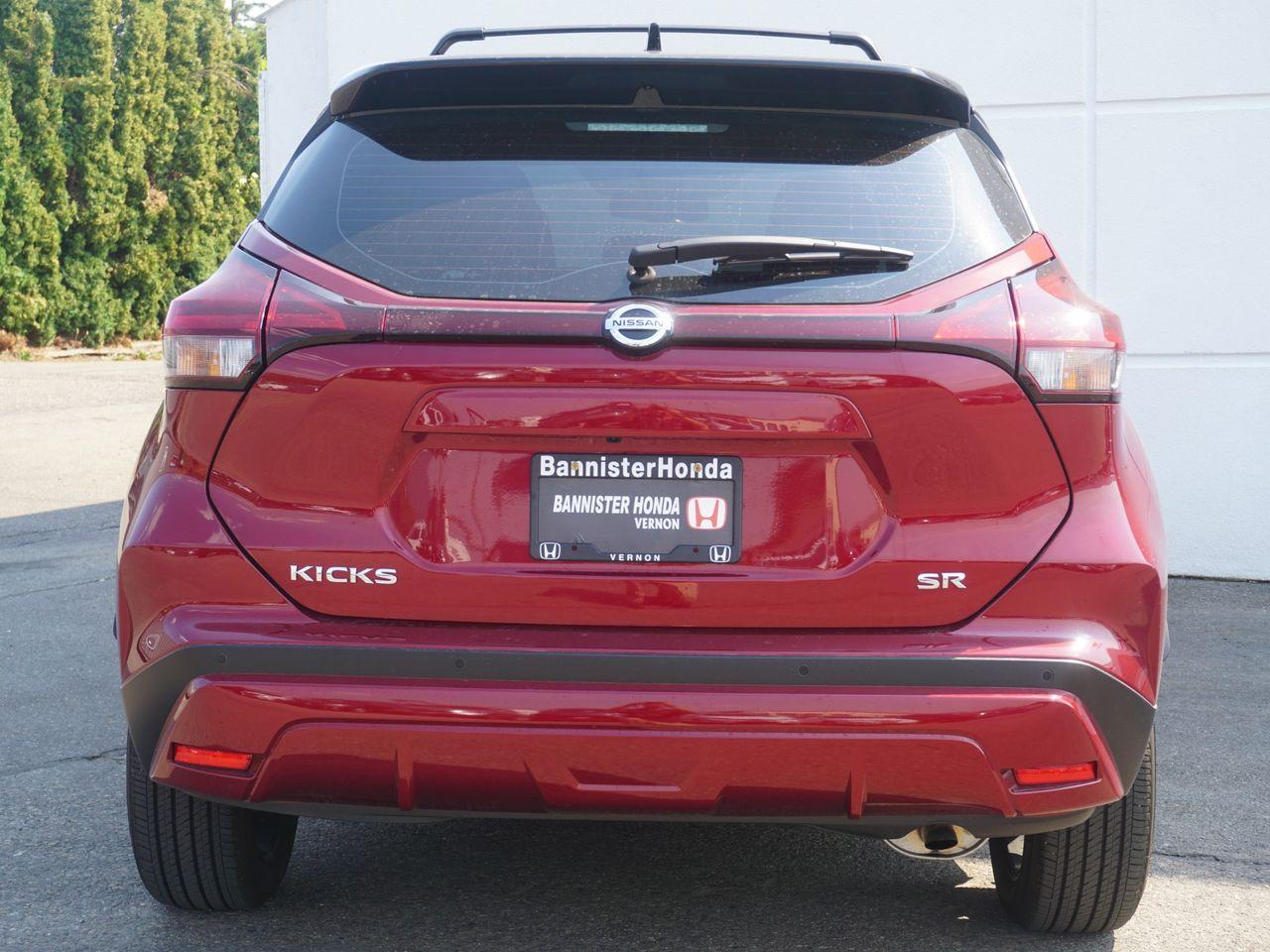 2021 Nissan Kicks SR-3