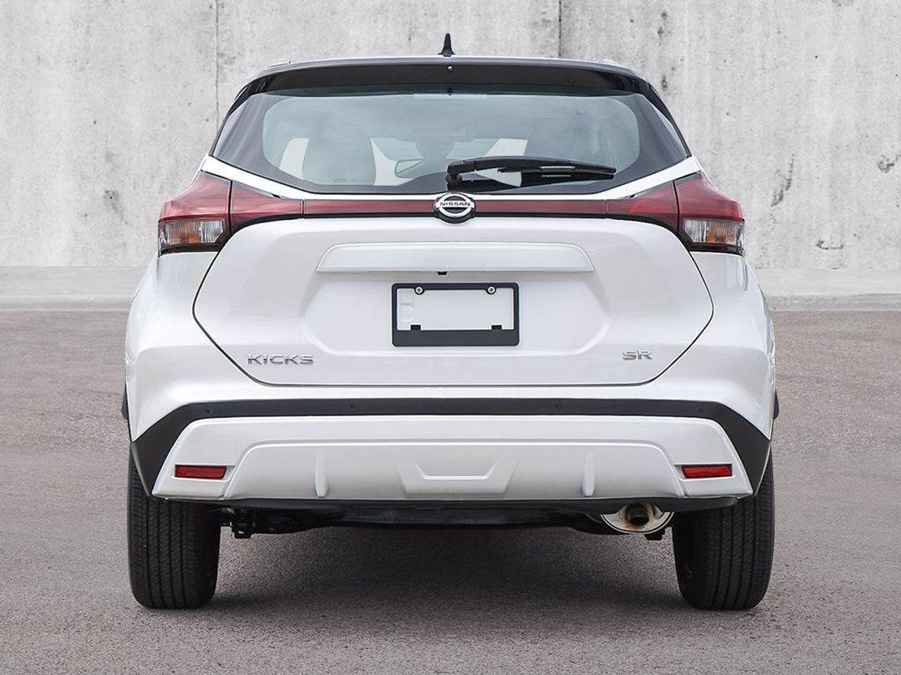 2021 Nissan Kicks SR-4