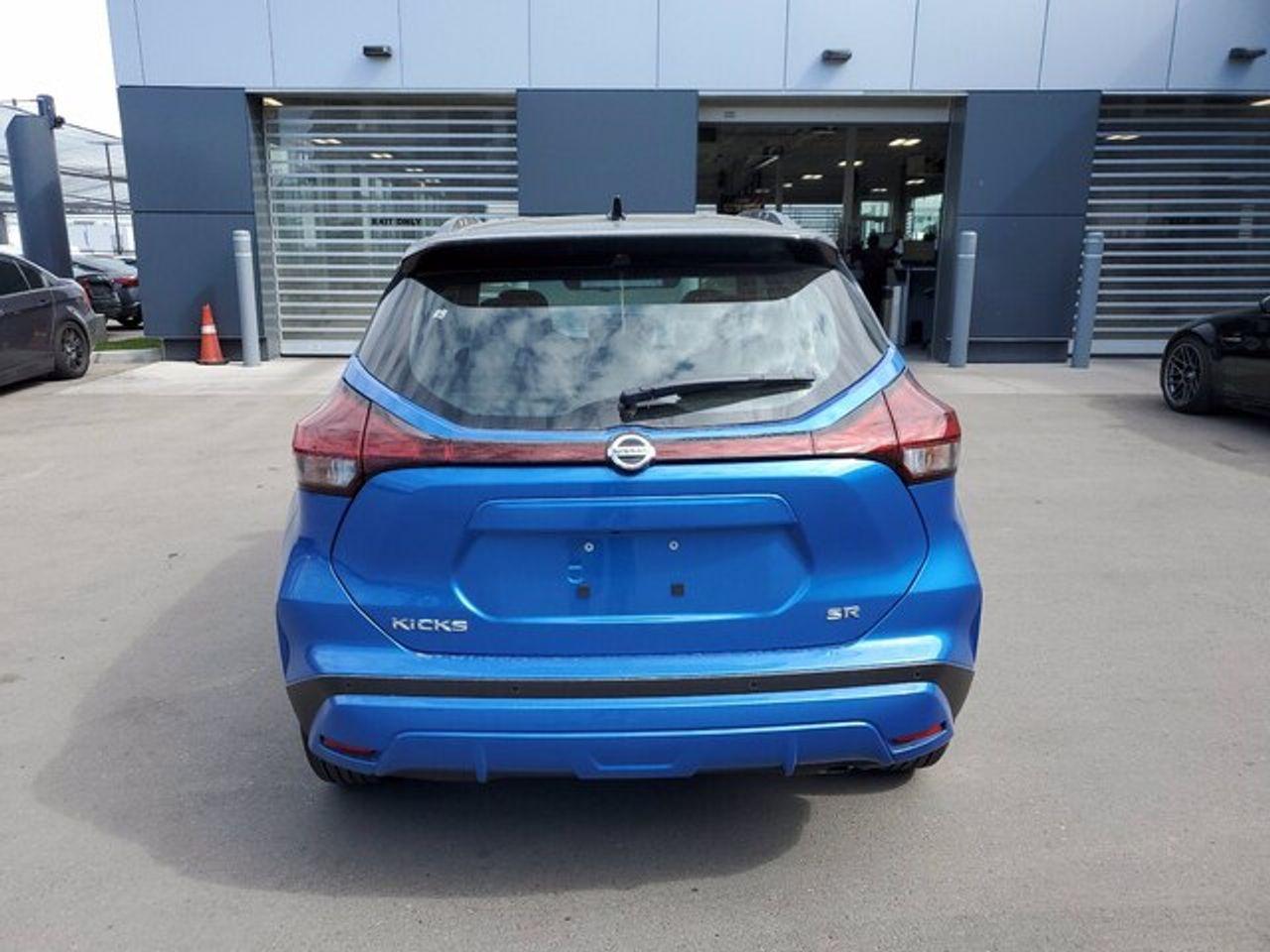 2021 Nissan Kicks SR-2