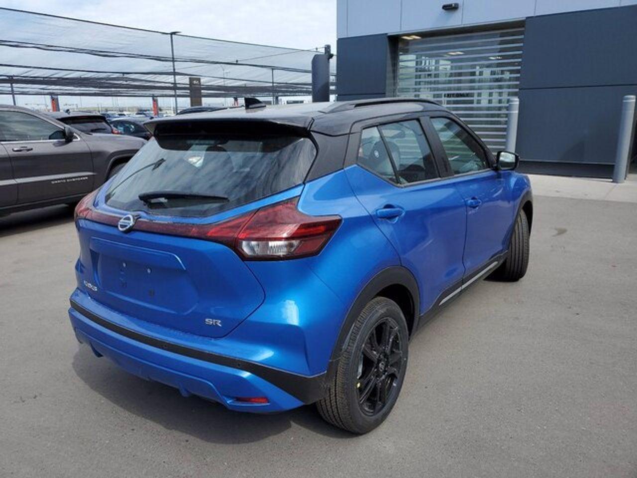 2021 Nissan Kicks SR-4