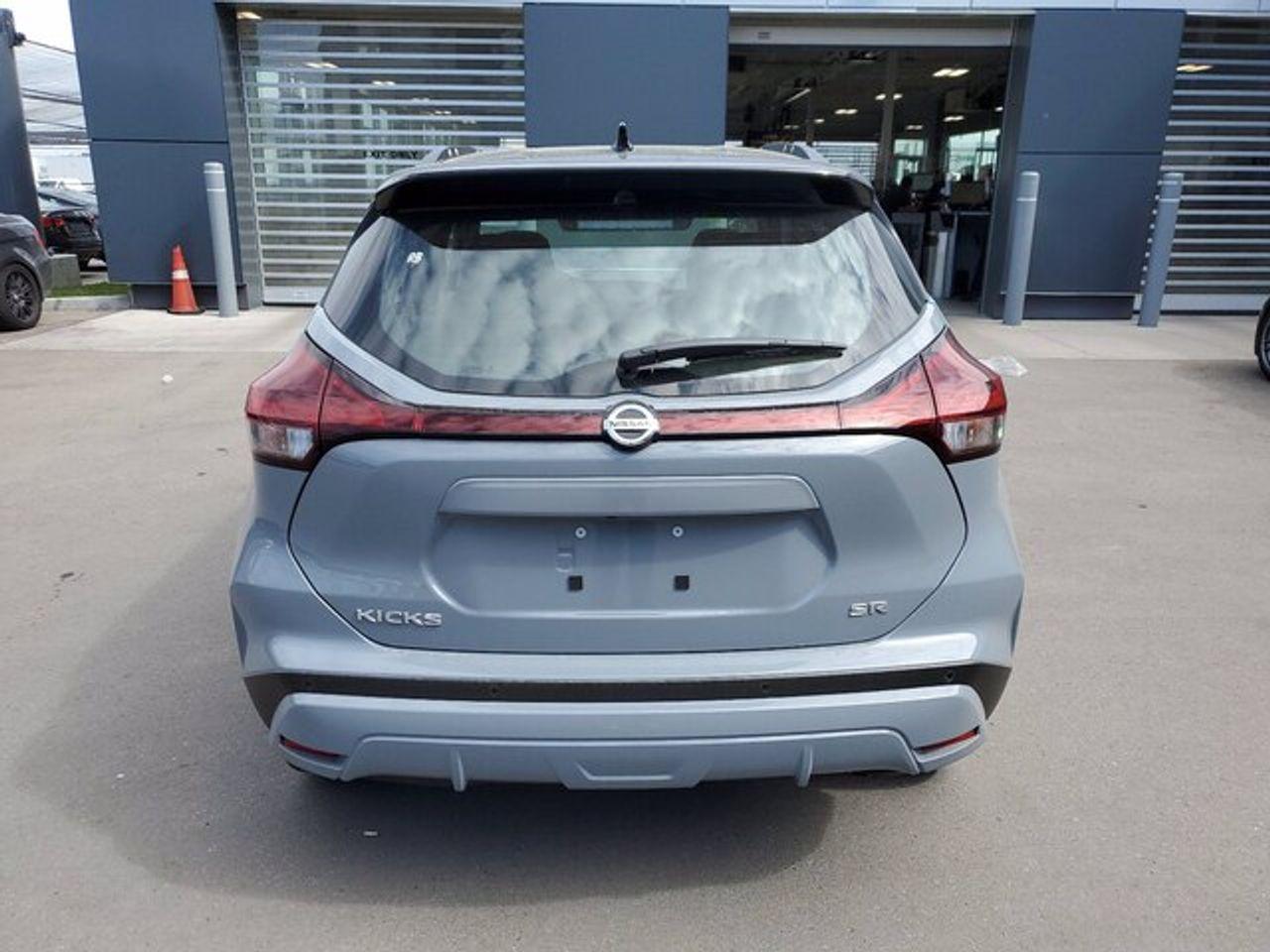 2021 Nissan Kicks SR-2