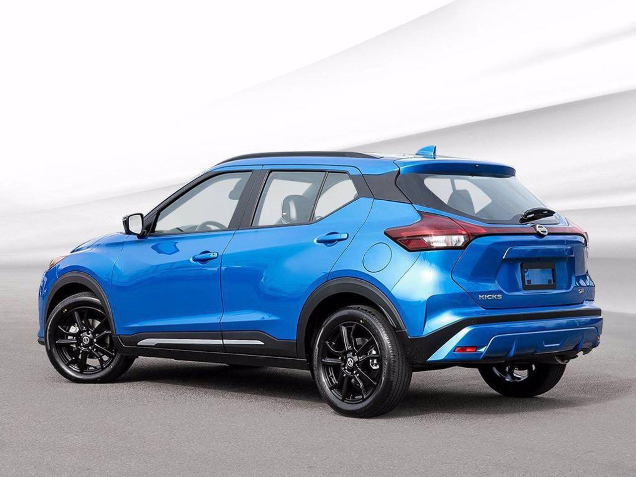 2021 Nissan Kicks SR-3