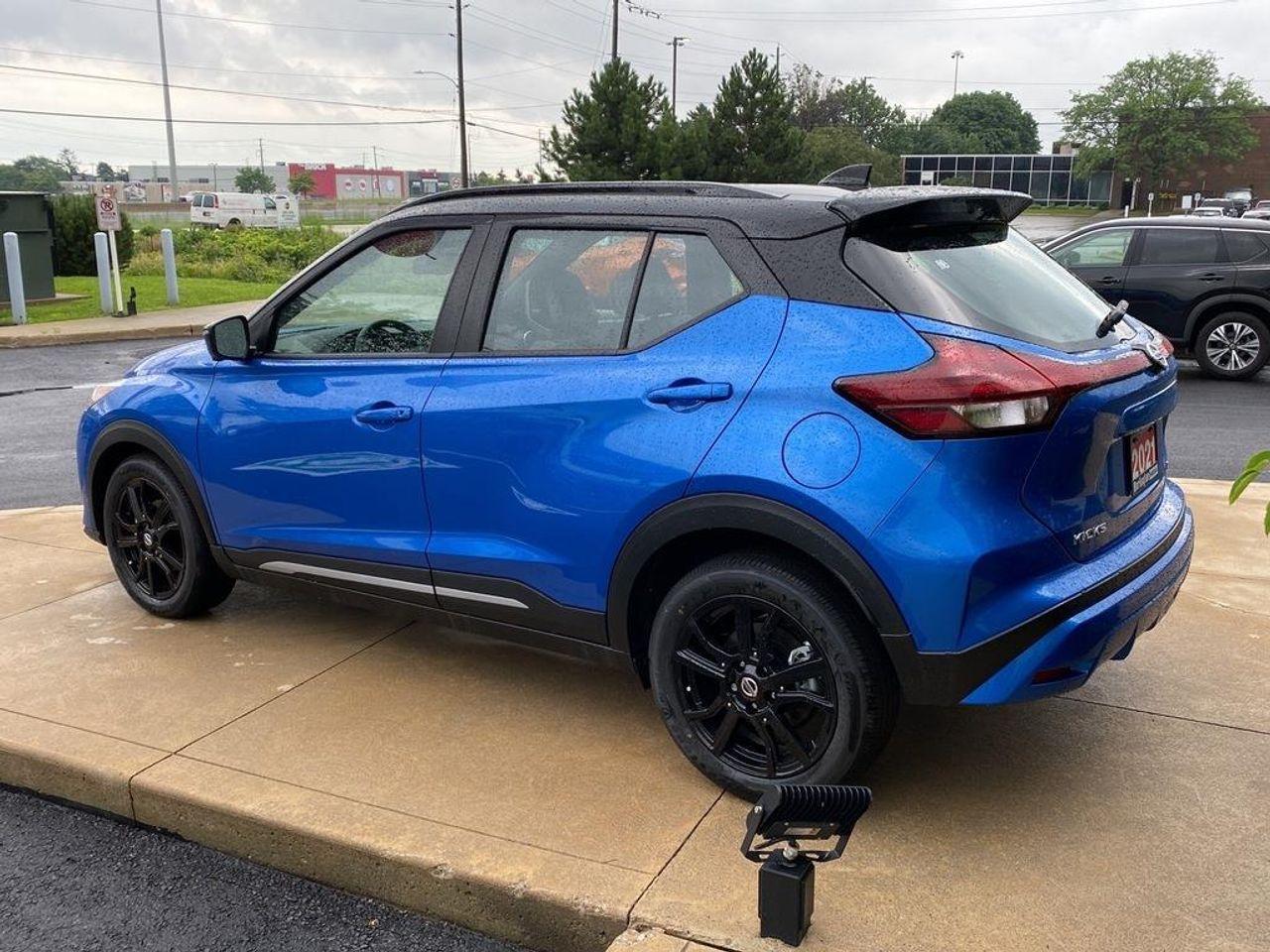 2021 Nissan Kicks SR-4