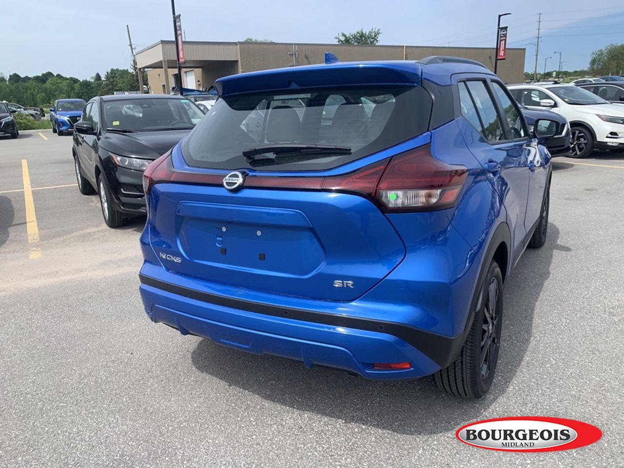 2021 Nissan Kicks SR-2