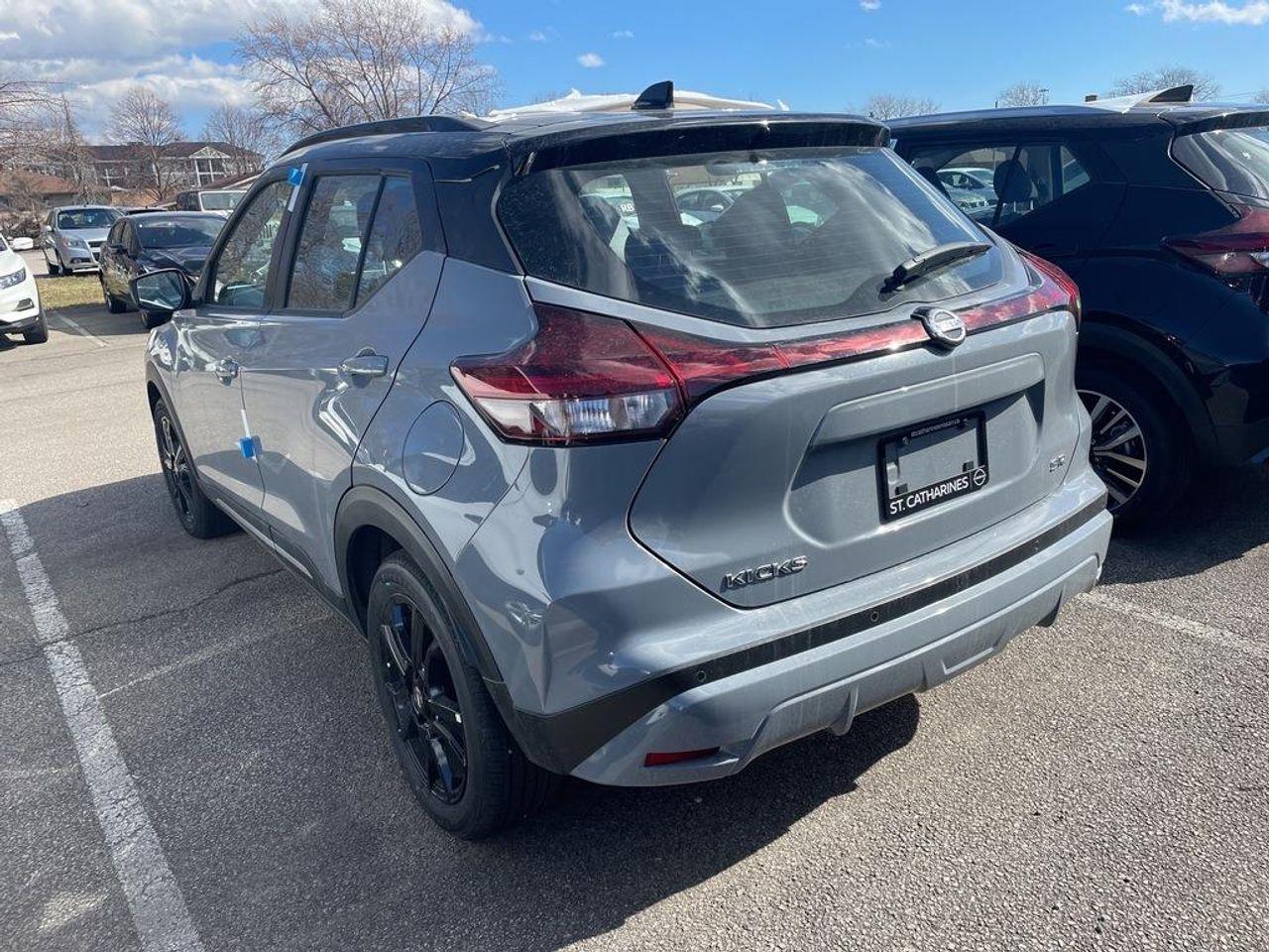 2021 Nissan Kicks SR-1
