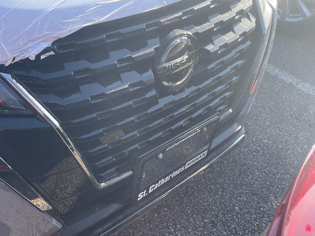 2021 Nissan Kicks SR-4