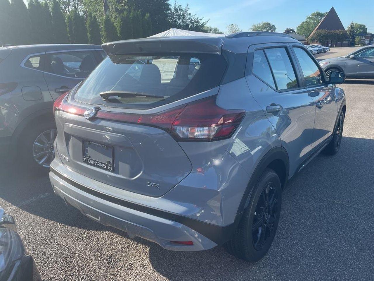 2021 Nissan Kicks SR-2
