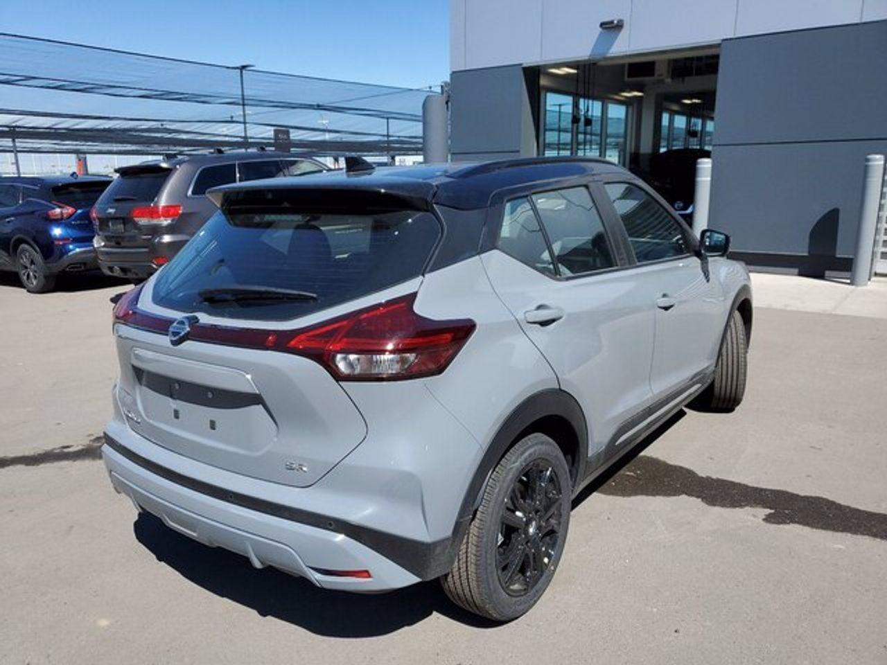 2021 Nissan Kicks SR-4