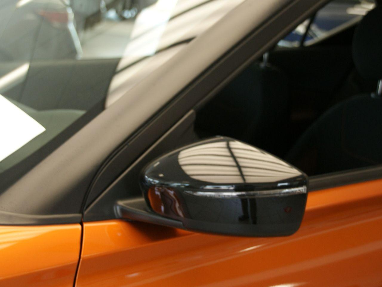 2021 Nissan Kicks SR-3