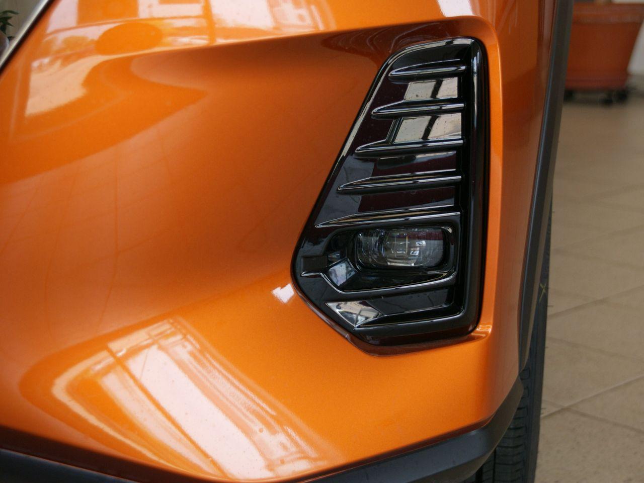 2021 Nissan Kicks SR-4